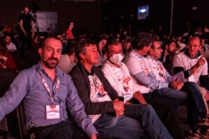 Persone interessate in platea a #GiovanioltrelaSM 2022 - Connessioni